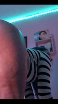 I Fuck Myself with My Fuckmachine
