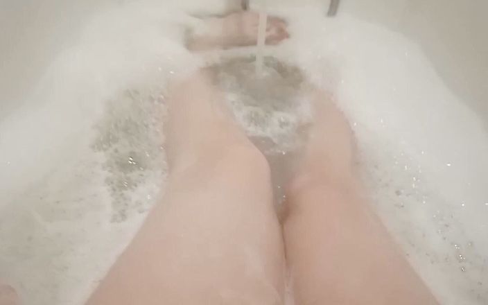 Denise Levi: 温かいお風呂を楽しむ