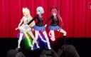 Velvixian: Adolescentes dançando com brinquedos sexuais