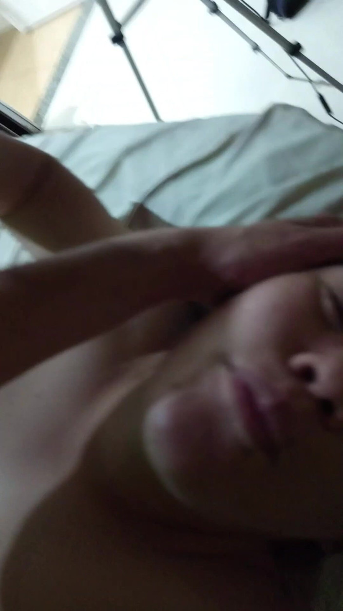 Cris Santana: Saya membawanya dari Malaysia hanya untuk berkongkek setiap hari