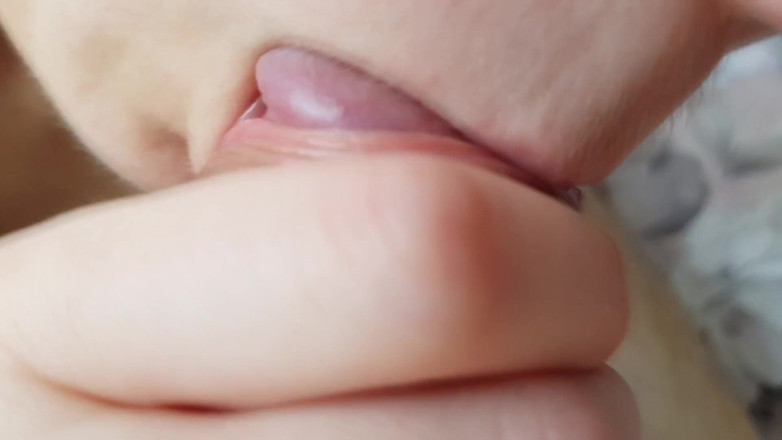 Cum_Passion: Musíte cítit sexy kouření zblízka