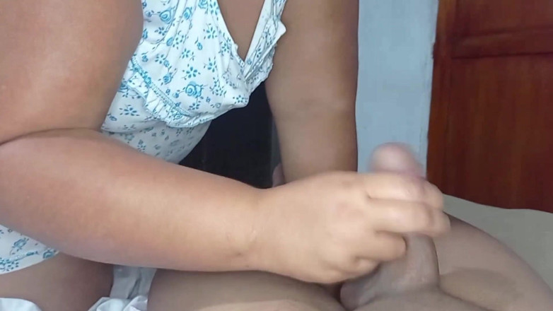 Gordita Culo Rico: My Stepmom Takes My Whole Dick in Her Mouth