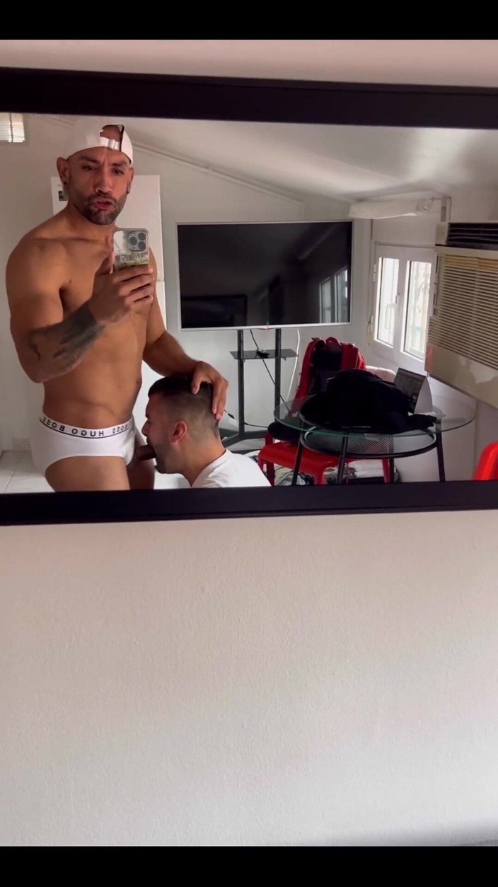 Gianni Gio: Jaké skvělé a velmi hluboké hrdlo