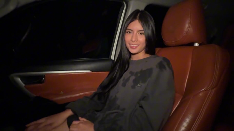 camilamendez7: ฉันเย็ดในรถเพื่อนสนิท เขาฟักฉันแรงมาก!