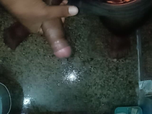 Fun With Me: Agite meu pau e beba seu suco