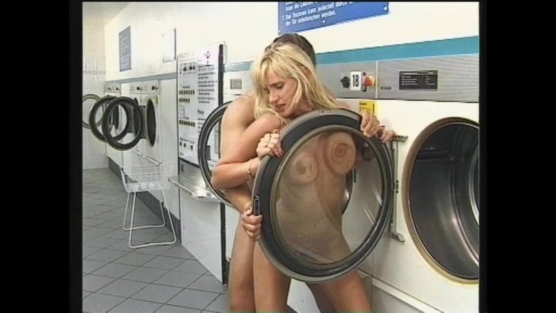 MMV films - The Original: Il mio ragazzo con il grosso cazzo duro mi scopa...