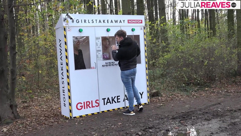 Date your Dreamgirl: Loira se inclina para uma foda dura na natureza