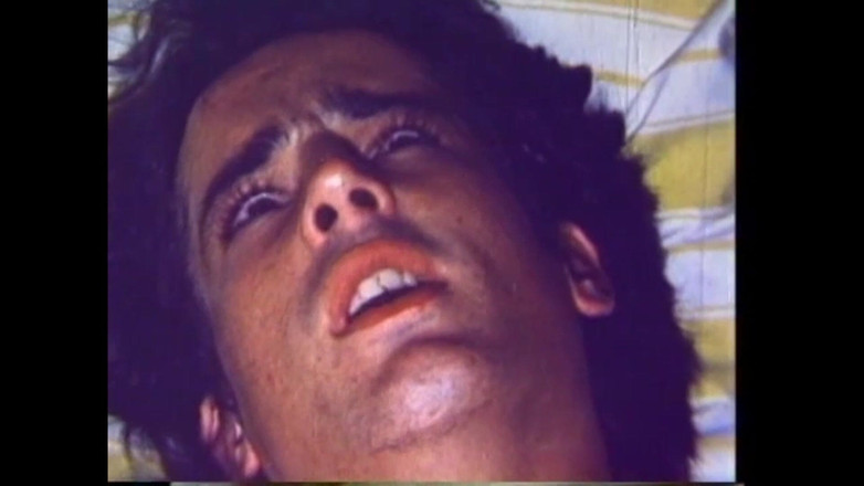 The Unforgettable: Чоловік смокче член