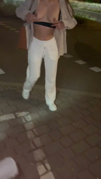 Asked Random Girl to Show Me Her Tits