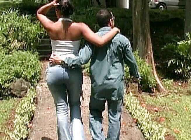 Black Jass: Big ass ebony chick gets slammed on the bed