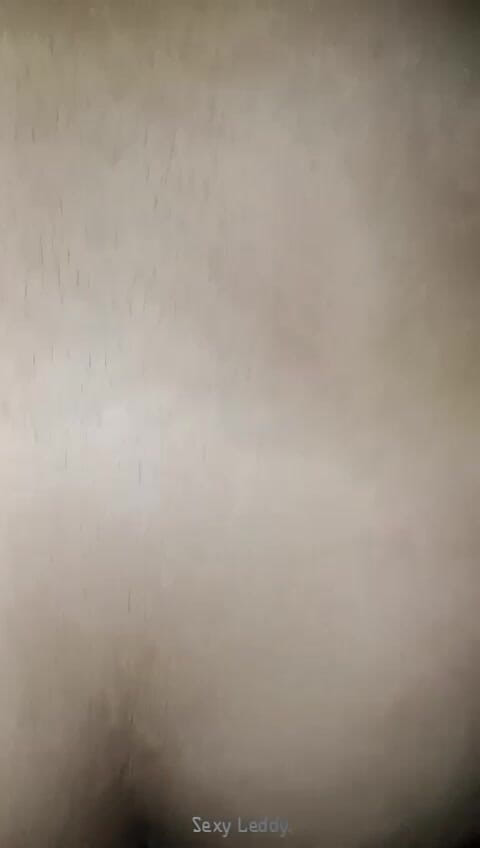 Sexy_Leddy: Sexy ehefrau Ko Aadhi rat Ko choda mast chut gili...