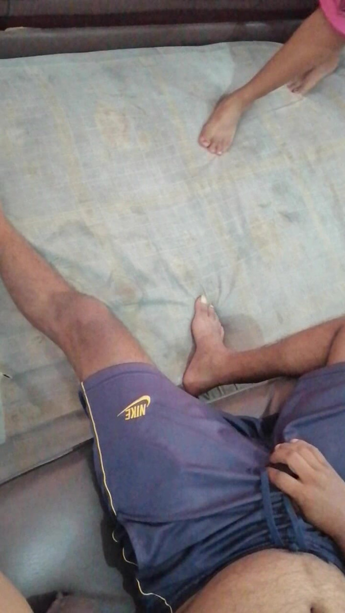 Tina Baby: Foreplay desi berciuman