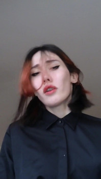 Trans v černém apartmá šukej kundičku hračku a udělej skvělé sperma