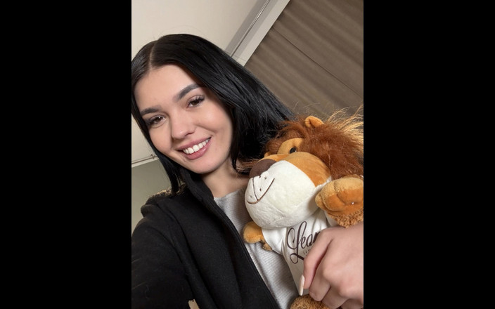 Short Skirt TV: En ateşli seksi ince formda esmer hatun kısa etekler, külotlar...