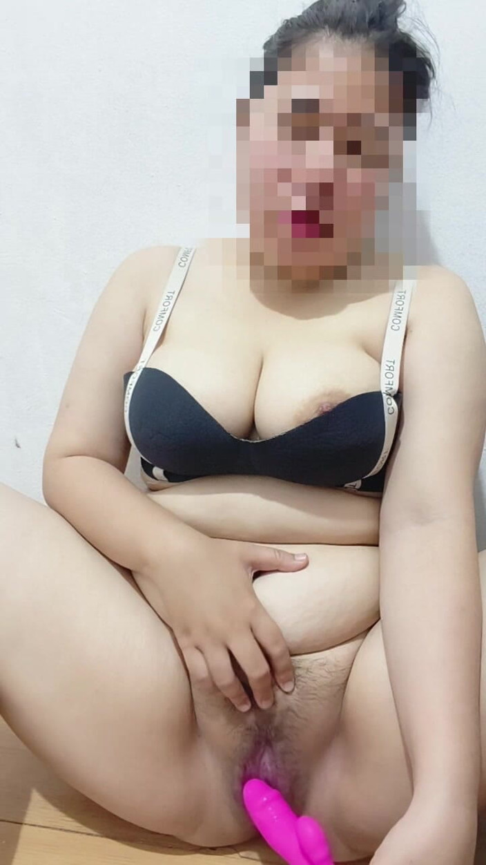 Vaginabig88: Jane Is Lonely Babe