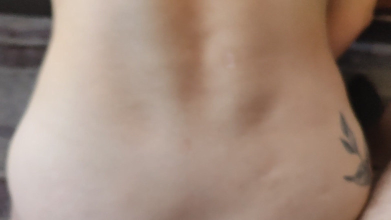 DirtyLubov: Anal Fisting Dengan Seorang Brunette