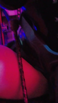 Kadın egemenliği sahibe bdsm eva lateks ateşli büyük götlü orta yaşlı seksi kadın strapon yarak seksi dominatrix tanrıça çizmeler deri topuklu ayakkabılar