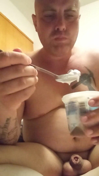 JG Risk: Milk and ice cream for my snack tonight