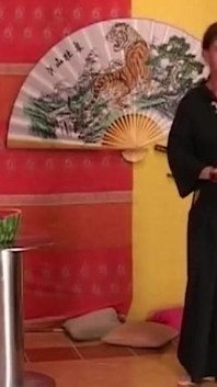 Vnadná MILFka miluje obrovského ptáka