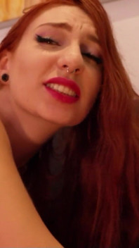 Niemiecka skaut - ruda nastolatka Yuno Love Talk to Casting Fuck