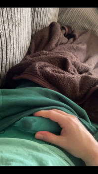 Jerk off with Me on the Sofa