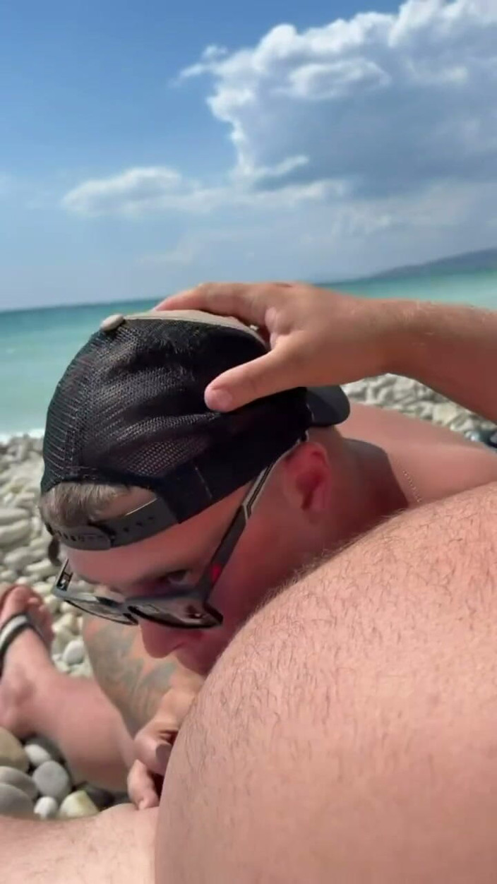 hot_bears_rus: Plaża dla nudystów