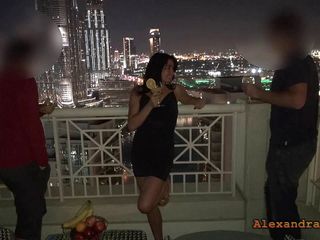 Alexandra Wett: Neuken in Dubai! Sheikh scheurt mijn kont open!