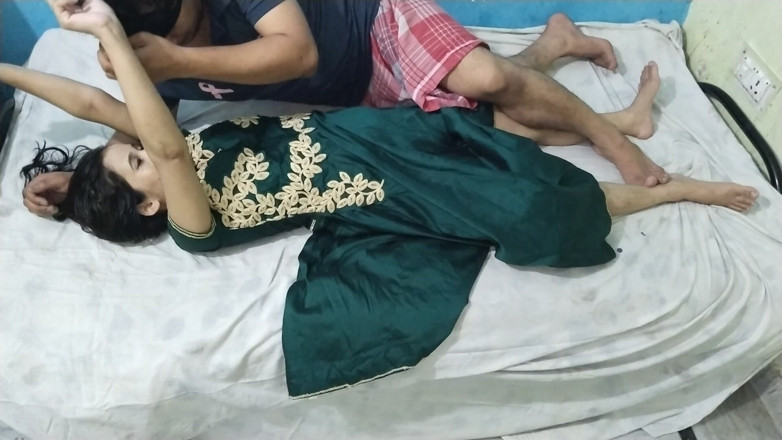 Indian Muslim Couple: Desi Wife Tanish Fatima Wild Morning Mood She Couldn’t Resist...