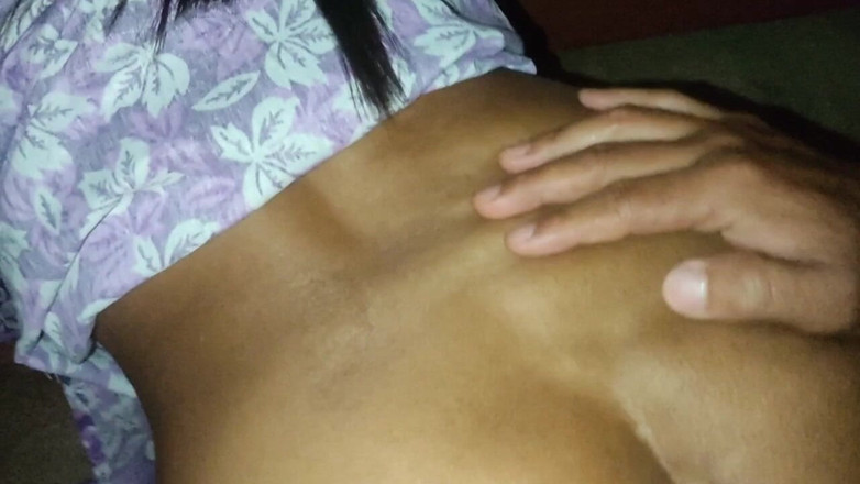 X69: ネパールの女の子はBig.salilai Thulo Lado Chahiyo Gareを望んでいます。