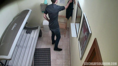 Czech Gay Solarium: České gay solárium 32 show Buff Twink