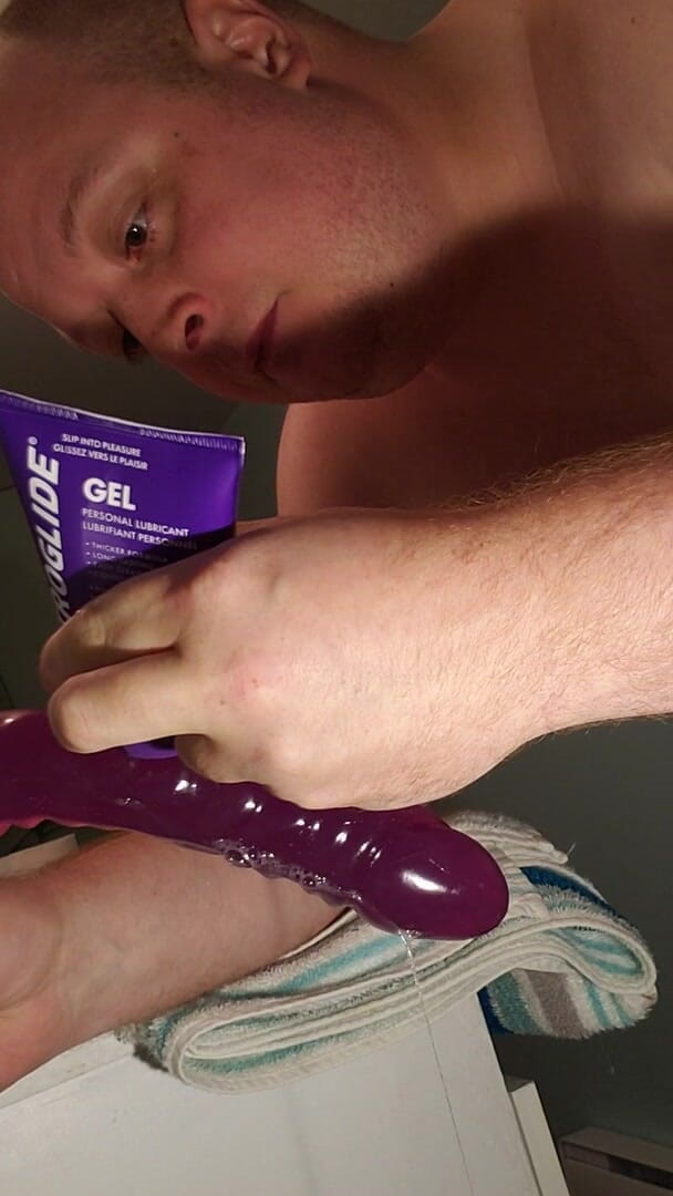 Charlieboy69: Hluboké hrdlo dildo