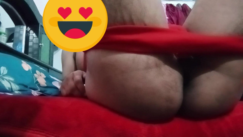 Gaurisissy: Indian Gay Crossdresser Gaurisissy Pressing Her Big Boobs and Fingering...