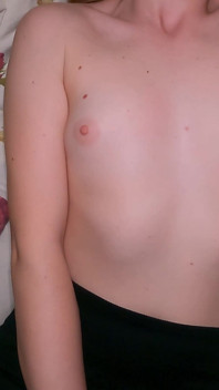 Babe Loves Cum on Her Tits!