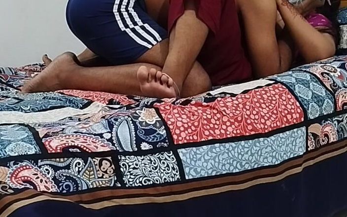 akashprimex790: Junge desi bhabi mit dickem arsch