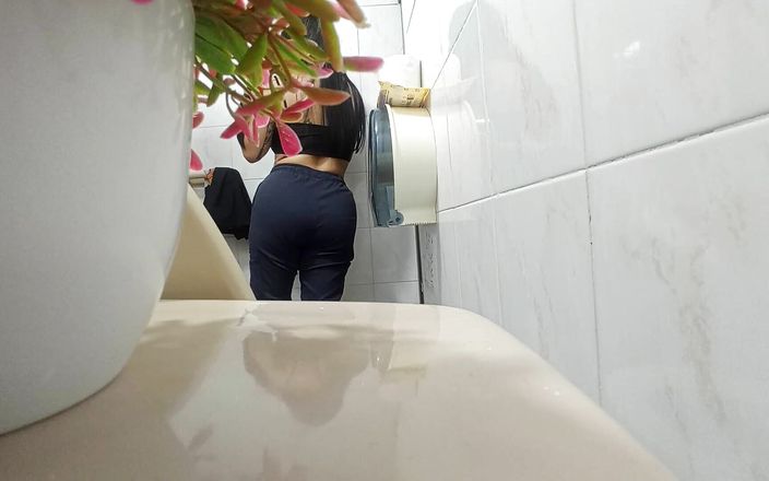 irina69star: 护士在浴室医生gocco的办公室撒尿
