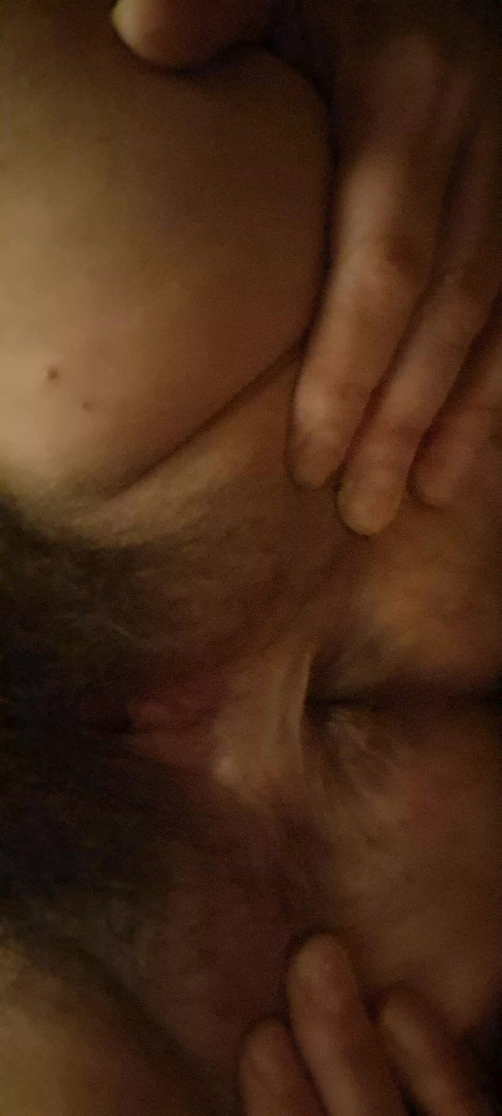 Mommy big hairy pussy: Stepmother Showing How Tight Her Ass Is