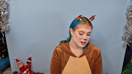 Alice_Mayflower_Scottish: sensual pakai kostum reindeer - gadis solo