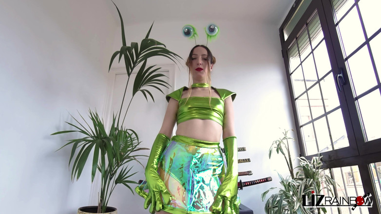 Liz Rainbow: Garota alienígena quer seu esperma - versão 2d