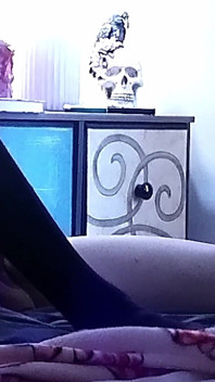 Veronica, Schwanz-schlampe Masturbiert Für Die Kamera, Während Freundin Zuschaut