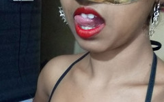 Puja saha: Hoty Girl zkouší dvojité dildo