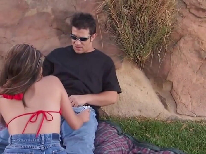 Out Sexxx: Latina girl outdoor fucked