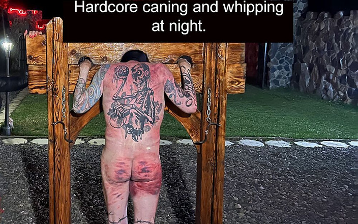 Sadic Sadie: Abuso y latigazos duros por la noche por dos despiadadas...