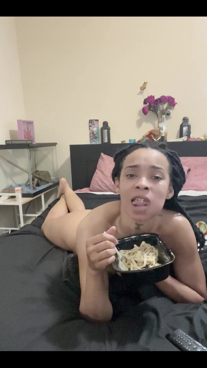 vanillaslimcara: Solo quiero comer