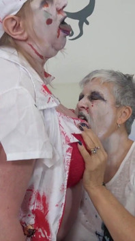 Seks Zombies lesbian gila