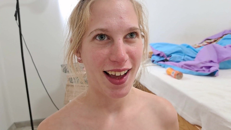 LG Nivan: My Little Blonde Whore: Cumshot Compilation