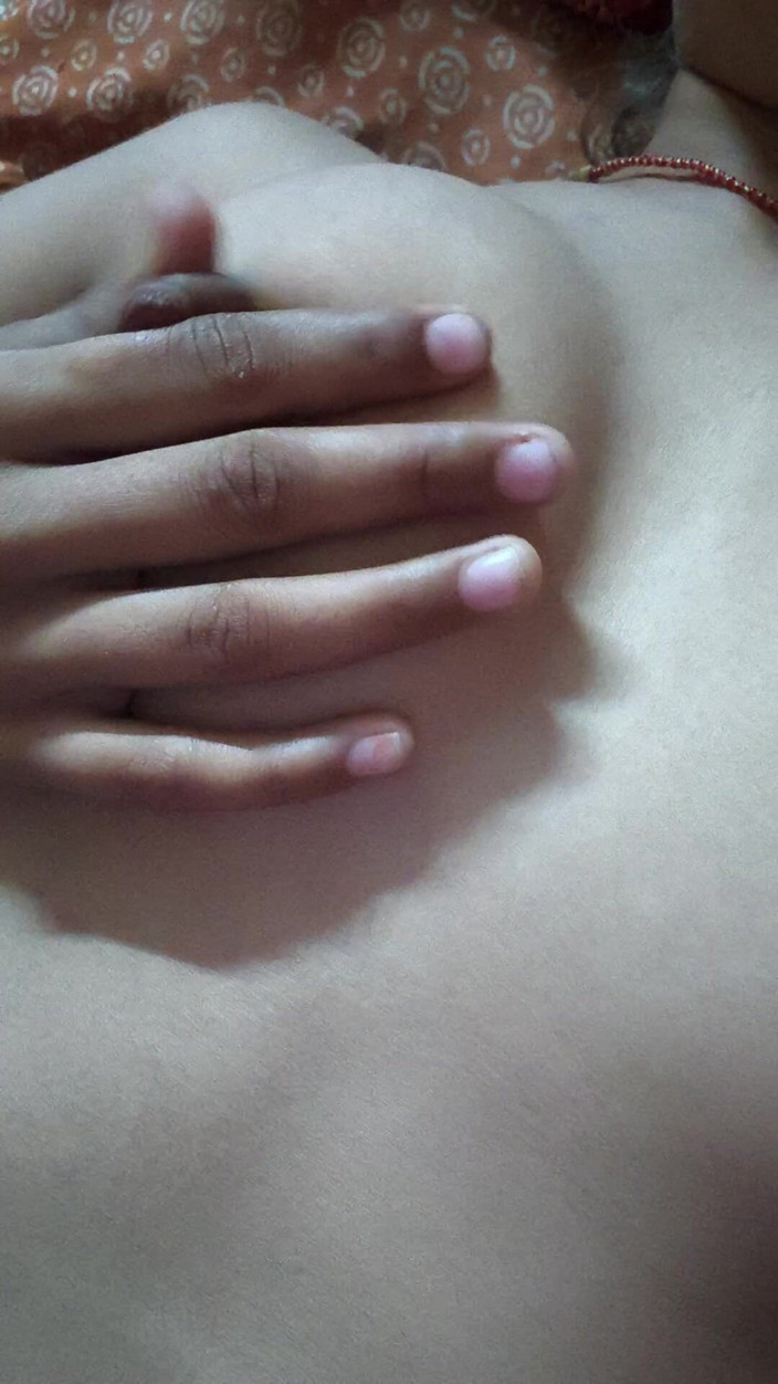 Moma: Sexy Video Girl Hot Baby