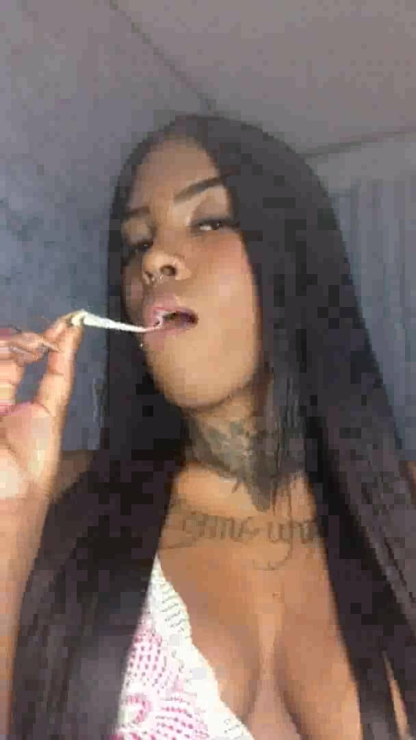 Solo Austria: Zwarte bubbelgom fetisj