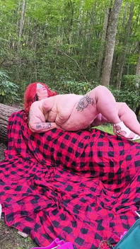 Stranger Followed Her up in the Woods Shes Squirting in His Face