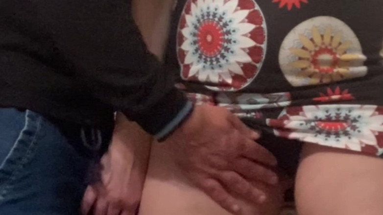 Niki studio: Můj bože, cizinec si tvrdě protřel moji kundičku v metru