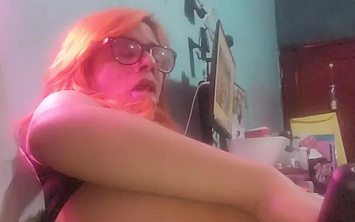 Our threesome adventures: Tranny Jerks off Thinking About You